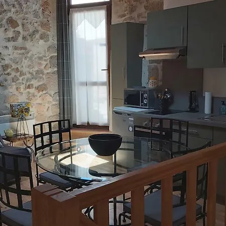 Le Chateau Holiday home *
